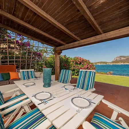 Vakantiehuis Casa Leda Near Quinta Spiaggia *