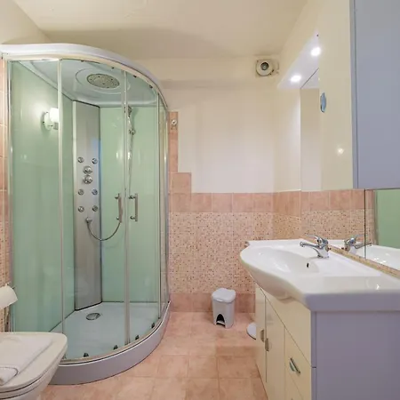 Vakantiehuis Casa Leda Near Quinta Spiaggia Golfo Aranci